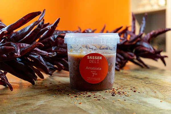 Arrabiata – 500 gr laten bezorgen in Bergen? Sassen Deli