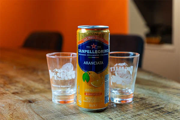 San Pellegrino – blik 250 ml laten bezorgen in Bergen? Sassen Deli